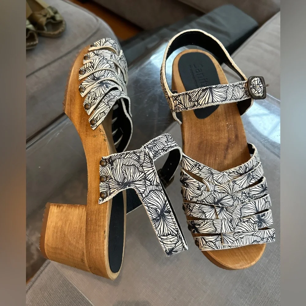 Sanita brand style